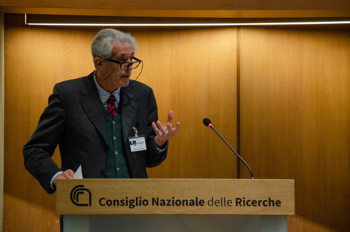 “Encuentro Cajal Italy” <a href="/EbriLevi/">Fondazione EBRI Rita Levi-Montalcini</a>  in collaborazione con <a href="/EmbEspItalia/">Ambasciata di Spagna in Italia 🇪🇸🇮🇹</a> per commemorare il 90° anniversario della morte del neuroscienziato spagnolo Ramon y Cajal.
@cnrsocial #ai #neuroscienze #neuro <a href="/AntoninoCattan2/">Antonino Cattaneo</a>