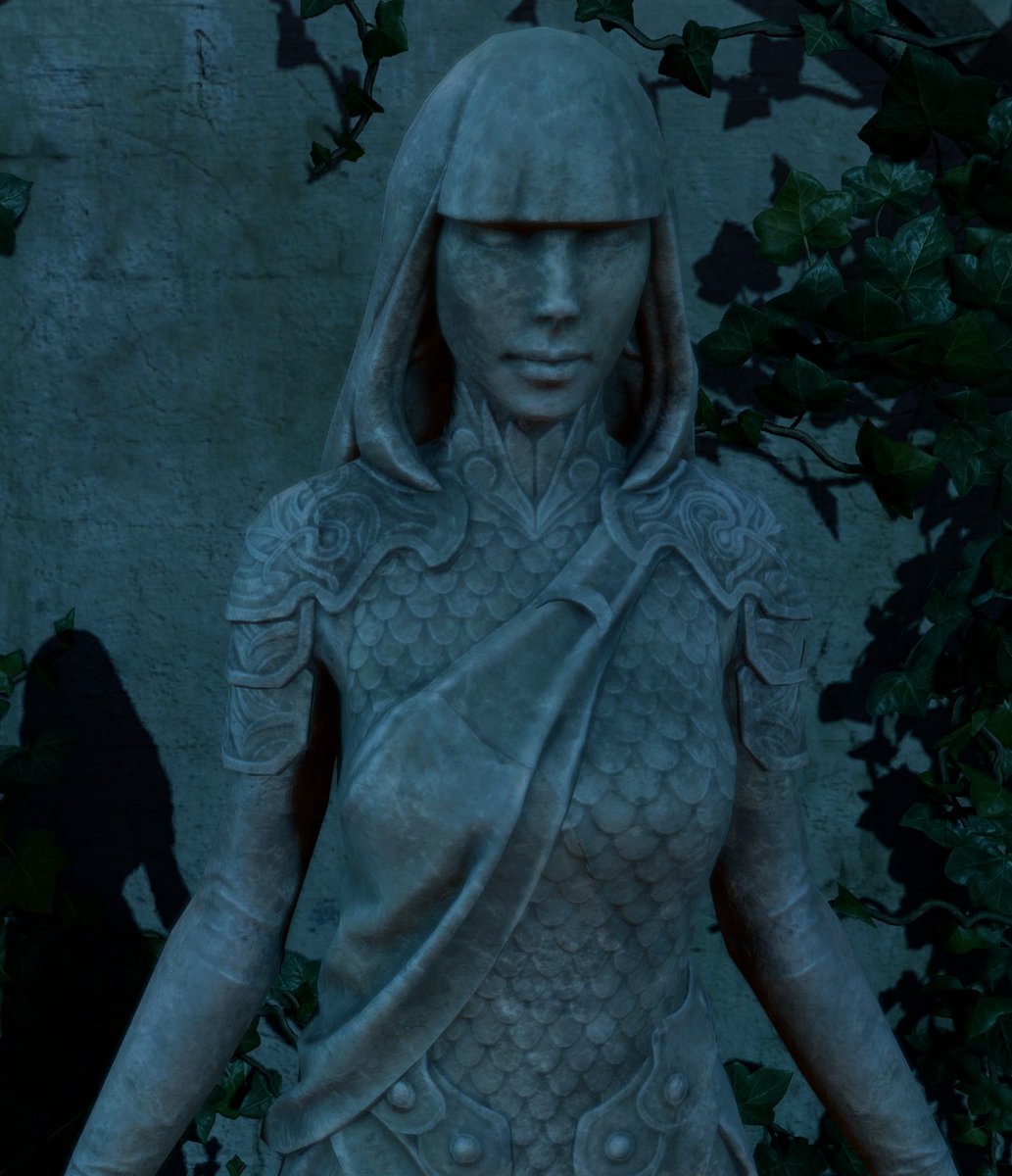Versstep's tweet photo. Selune. Moonmaiden details. Lit by the moonlight #selune #bg3 #baldursgate3 https://t.co/JwvLgHMO6N