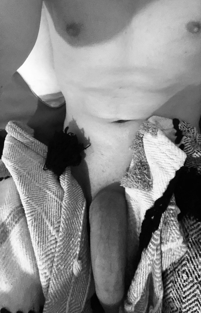 Human Donkey / #10inches (16k) tweet media