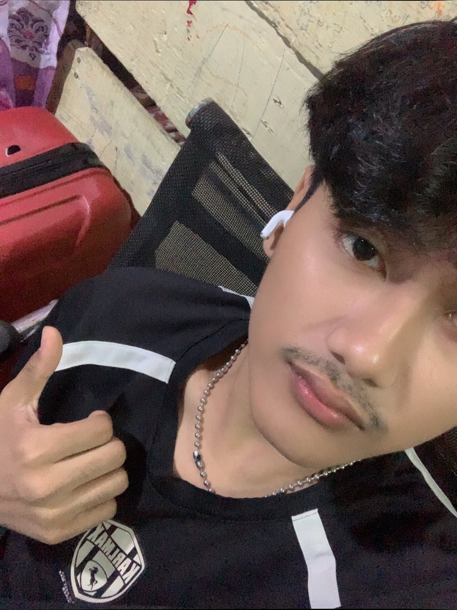 another_xrl's tweet photo. harus ngungsii🙃 https://t.co/5tPbqMjryv