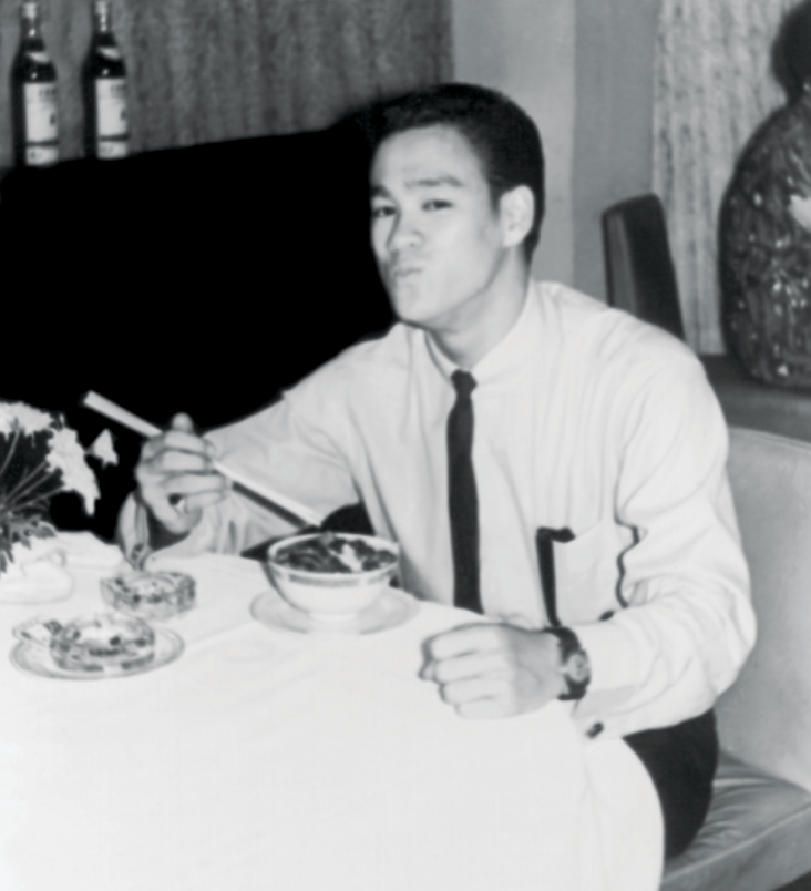 brucelee's tweet photo. Happy Thanksgiving! https://t.co/MJuoLLEph8