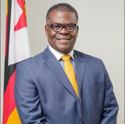 I hate zanu pf from my bonds but I really do love fartune Chasi despite being my homeboy ko mukadzoka kubasa mukuru tozviziva kuti makadzingirwa nyaya yekusa supporter corrupt Gata  asi zvabuda pachena kuti Chasi chibaba ichi
