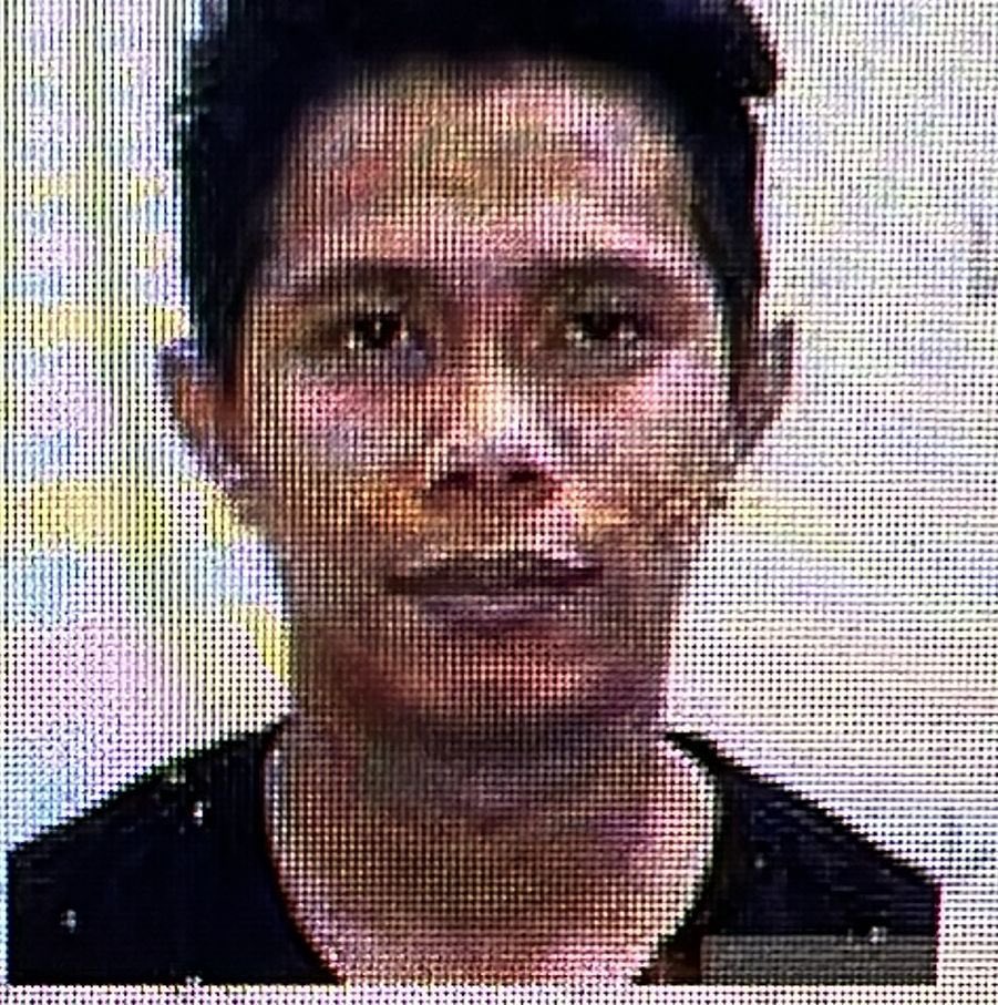 _unknown_675936's tweet photo. Hi semua. Saya perlukan bantuan kalau sesiapa kenal atau ada info pasal org dlm gambar ni yang telah membawa lari iphone yang kami apply dari Maxis dan juga sejumlah duit. Ganjaran akan diberikan

Lelaki - Muhamad Izuan Bin Abdullah
Perempuan - Nur Atikah Nabilah Bt Hajuhazahari https://t.co/y2tUG3Y2wA