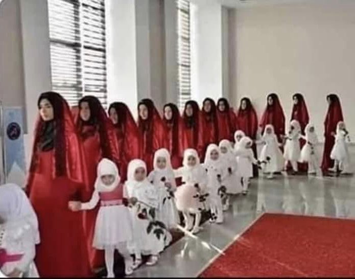 FETÖ’nün ablaları gitti, başka ablalar geldi. Bu ülkede ablalar bitmez!