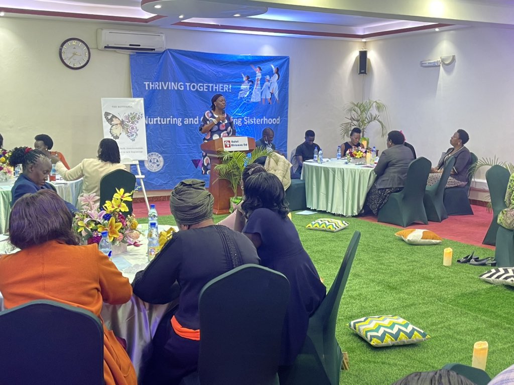 FOWODE_UGANDA's tweet photo. “Over the last 5 years, FOWODE has been convening Sisterhood forums aimed at contributing to a movement that is more inclusive, empowering & transformative. This year’s forum is meant to provide a safe space to reflect on the importance of wellness and selfcare in strengthening the women’s movement” @patriciamunabi
#SisterhoodForum24 #HerWellnessFirst