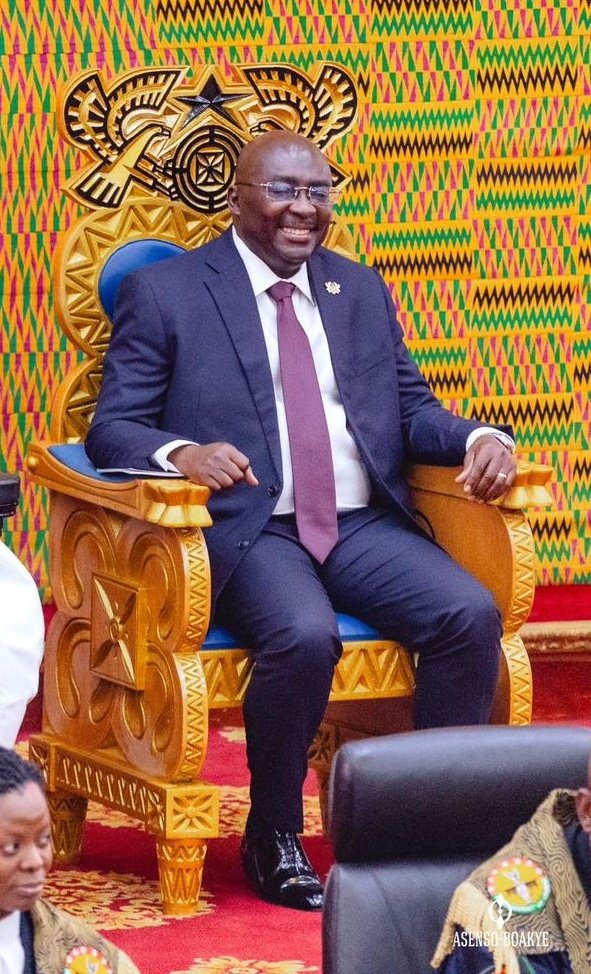 mylo_melo's tweet image. Dear patriots and sympathisers,

This is the time for each and everyone of us to stay focused, outspoken and not be discouraged
The momentum is on our side and we need not to let it slide. Let's preach the good works and vision of Dr Mahamudu Bawumia🇬🇭

#ItIsPossible
#VoteNumber1