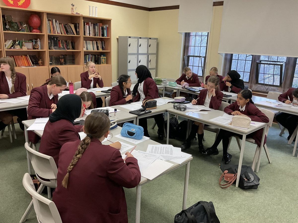 THRIVE at Bolton School Girls' Division (@bsgdthrive) on Twitter photo 9E engaged in a fantastic session on emotional wellbeing today! Thoughtful discussions and debates highlighted their insight and understanding. Great to see such meaningful conversations! 9E engaged in a fantastic session on emotional wellbeing today! Thoughtful discussions and debates highlighted their insight and understanding. Great to see such meaningful conversations!