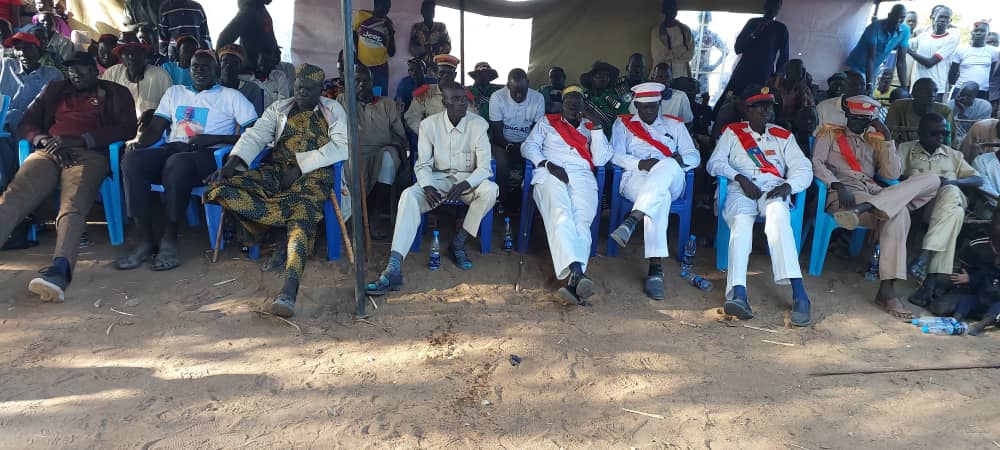 SudanToch's tweet photo. Kicking off a transformative 3-Day Intercounty Peace Dialogue at Majak Tiit! Leaders from Gogrial East &amp; Tonj North Counties unite for harmony &amp; collaboration. Great speeches today, with more to come! Big thanks to our donors! 🙌✨ #PeaceDialogues2024 #UnityInDiversity https://t.co/lrO1j7zUOe