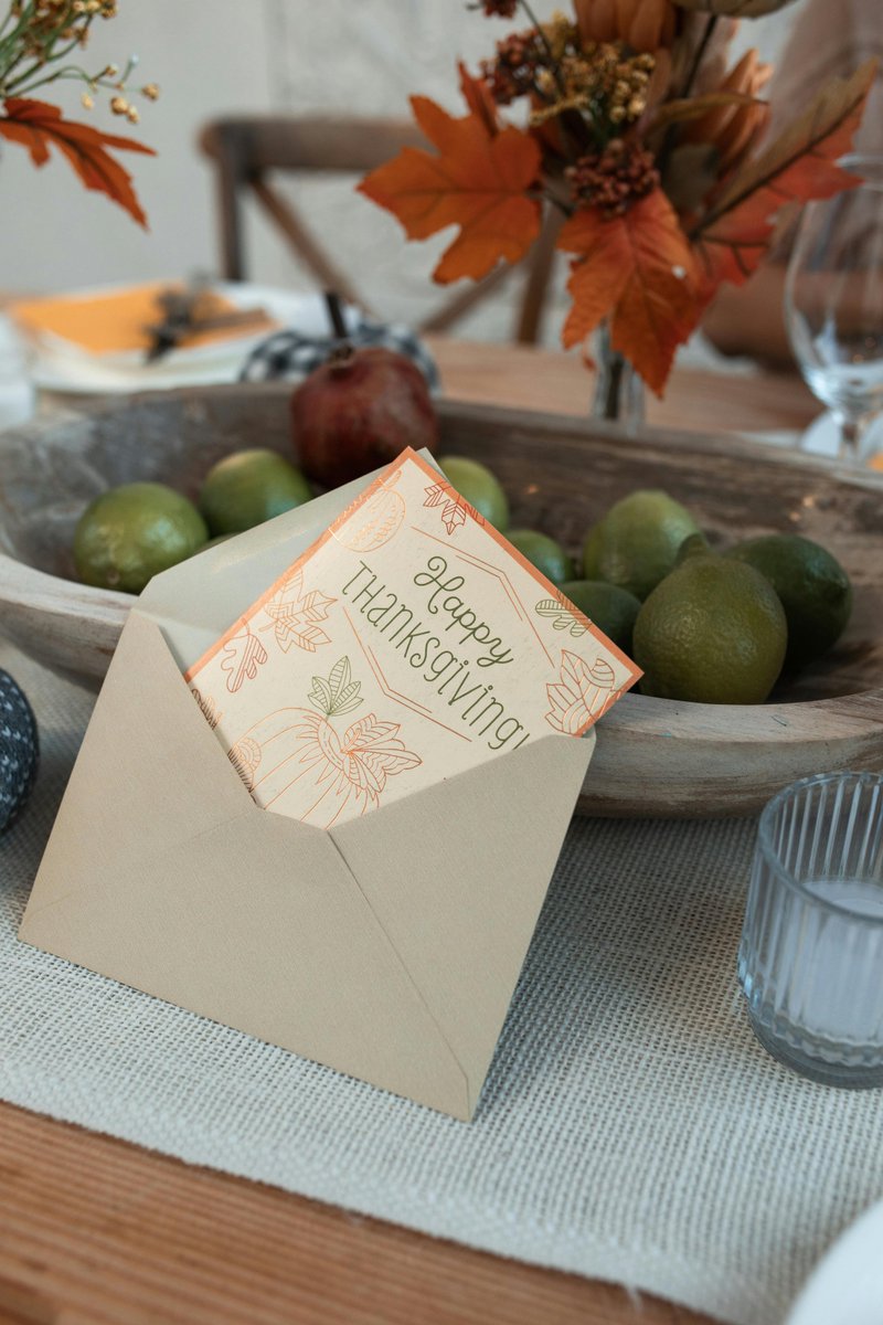 PAGoodDoctor's tweet photo. Thanksgiving is a time to cherish the relationships that matter most. At #PingAnHealth, we're deeply grateful for the strong bonds we've built with our employees, customers, and partners. Wishing you a Thanksgiving filled with warmth and connection. #Thanksgiving #Gratitude https://t.co/c9eFRMnvxH