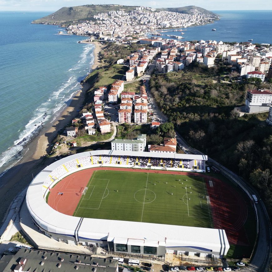 Sinop’ta bir stadyum.