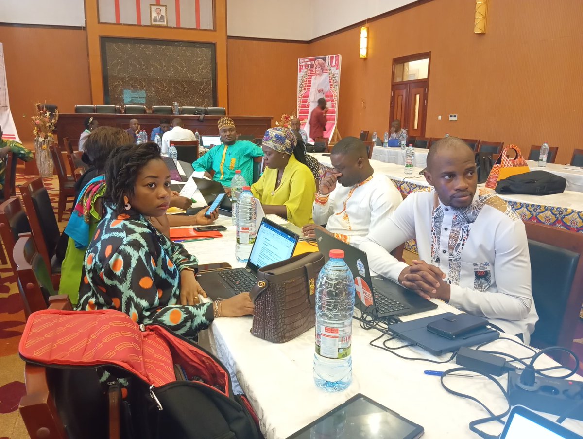 PSI_Cameroun's tweet photo. #HapNow: @MinsanteCMR with the support of @PSI_Cameroun organizes a five-day workshop to finalize the implementation model for the @gavi #HPVVaccines  project, integrating #SRH services as well as validating the family planning operational plan &amp; revising data collection tools. https://t.co/OjILHDyIsh