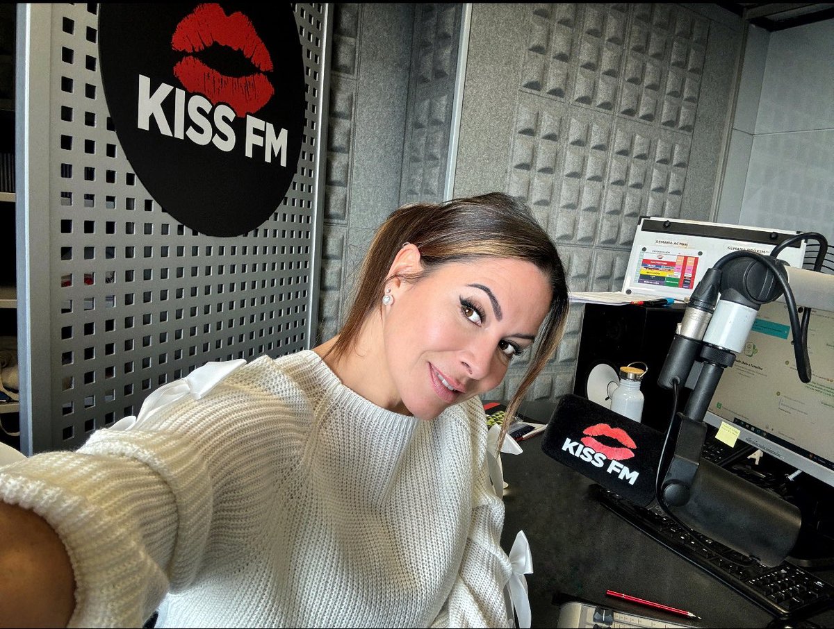 Mar_Montoro's tweet image. Bueno, estarás escuchando @KISSFM_es ¿Verdad???????📻🎙️🎧🎶🎶🎶🎶🎶🎶🎶🎶🎶🎶🎶🎶🎶🎶🎶

#MarMontoro #createcontent #noviembre2024