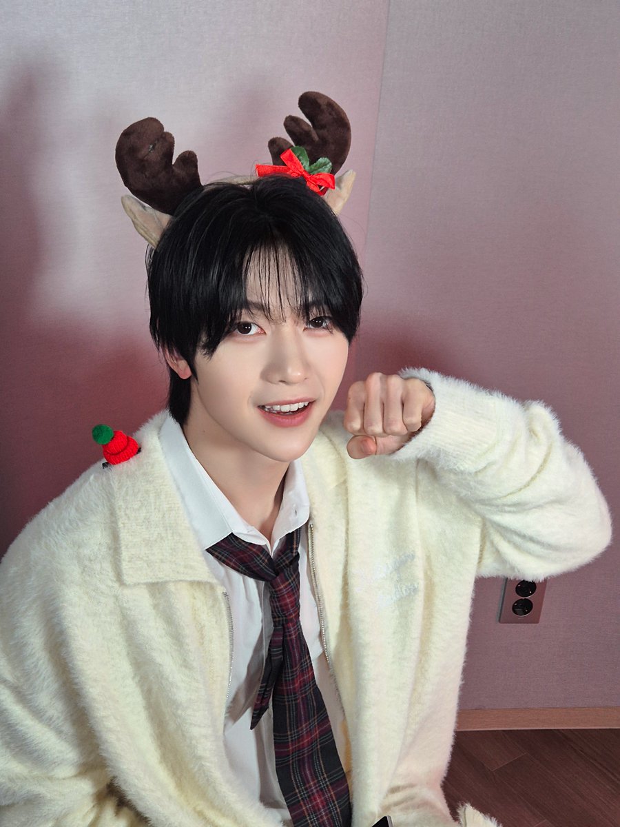 ZEROBASEONE tweet media