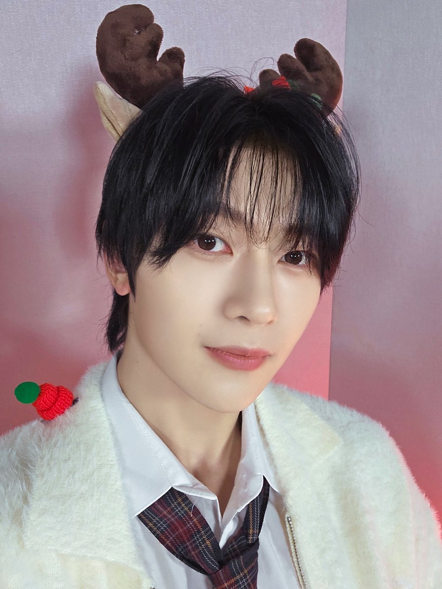 ZEROBASEONE tweet media