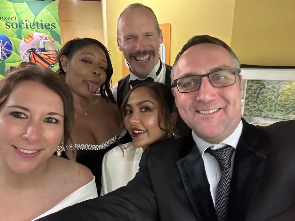 Just_Adviser's tweet image. 📢Advisers.

A throwback to last week’s Financial Adviser Service Awards. Winners in the Mortgage Provider and Pensions &amp;amp; Protection Provider categories.

ow.ly/cMQv50UgzYM

#FASA2024