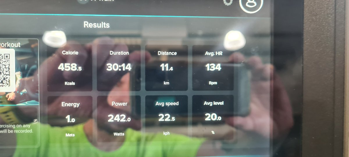 Captainbiglegs's tweet photo. Thursday gym sesh
I decided not to run it to the gym today as it was very icey this morning, so I did my effort on the cross-trainer and Stairstepper instead.
#run #runner #running #loverunning #ukrunchat
#Workout #runnerscommunity #runrunrun #GymLife
#runingman #runingmotivation https://t.co/OsNhGF7Dow