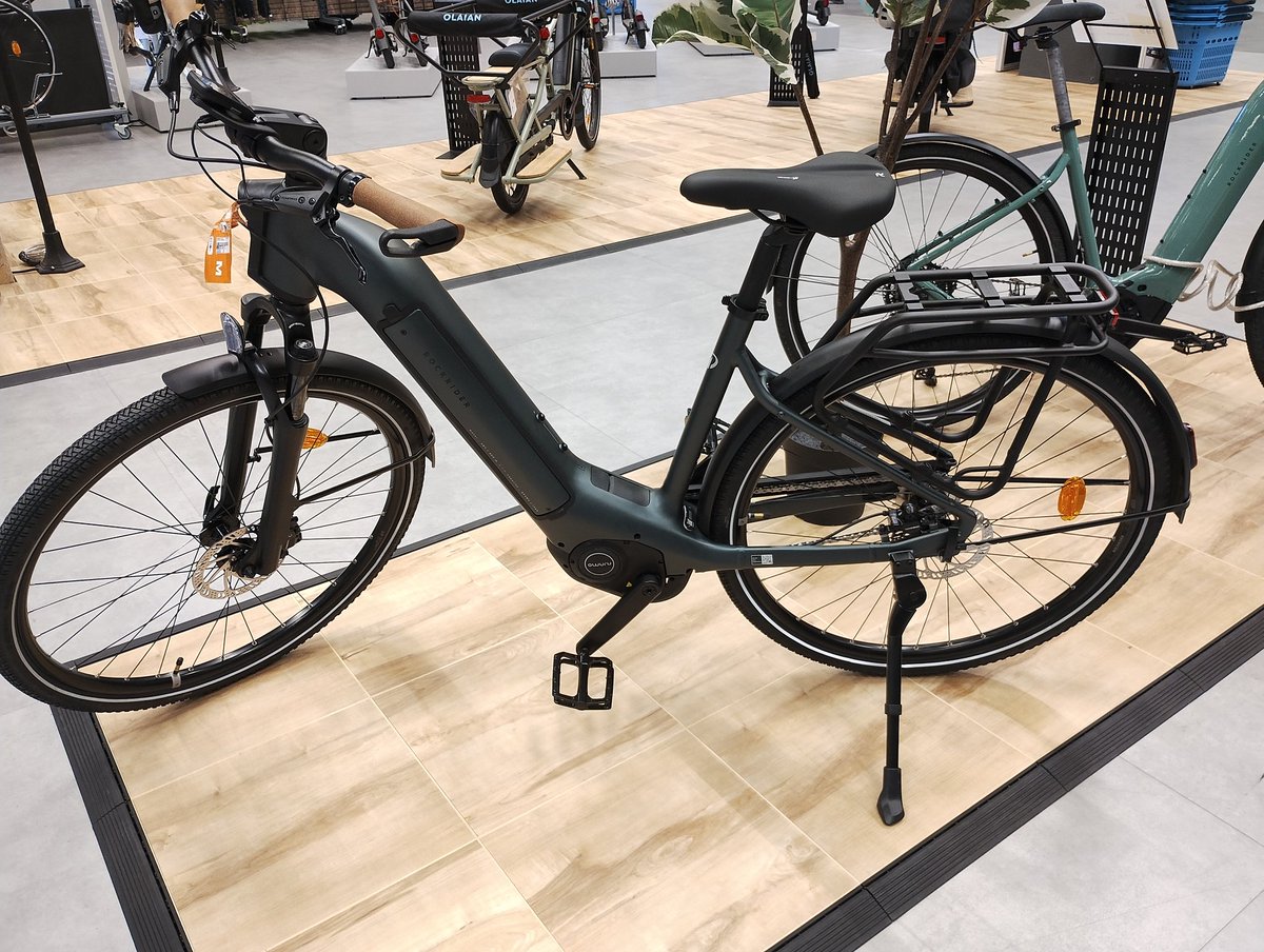 Tom Dussycle tweet media