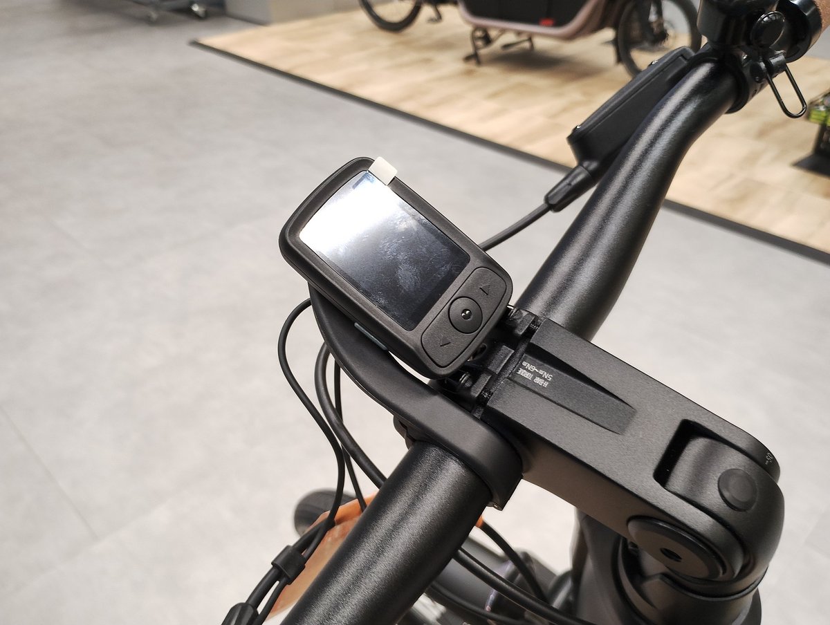 Tom Dussycle tweet media