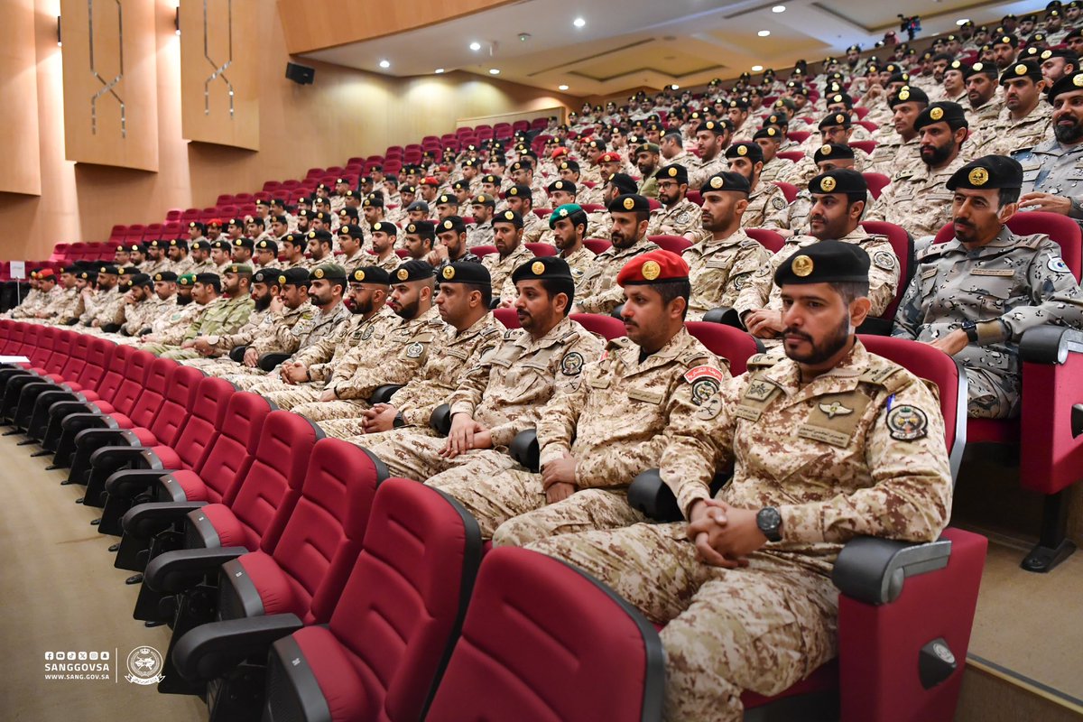 sanggovsa's tweet photo. كلية الملك عبدالله بن عبدالعزيز للقيادة والأركان بـ #وزارة_الحرس_الوطني تقيم محاضرة لمدير عام حرس الحدود اللواء الركن شايع الودعاني، وذلك ضمن التعاون المشترك بين القطاعات العسكرية في المجالات التعليمية والأكاديمية. https://t.co/G3370Qi6h1