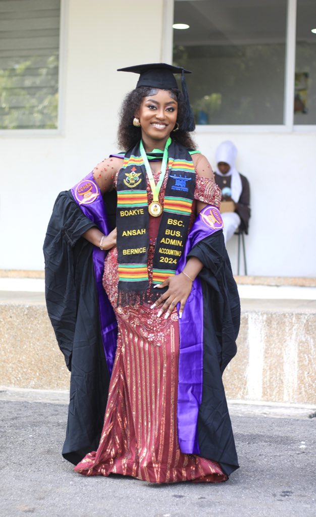 Finally a GraduATE🥰