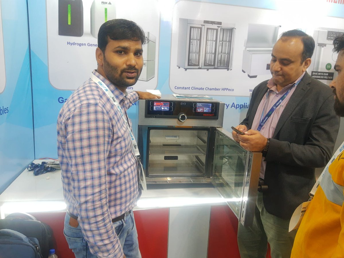 Toshvin's tweet photo. Day 3 of CPHi PMEC
Toshvin will be showcasing Memmert's products at CPhI PMEC 2024! 🎉

Visit our stall at Hall 15, C36 

Don't miss out on the opportunity to connect with our team and discover how Memmert can help optimize your operations.

hashtag#CPhI2024 hashtag#PMEC2024 https://t.co/ZlXta6dILC