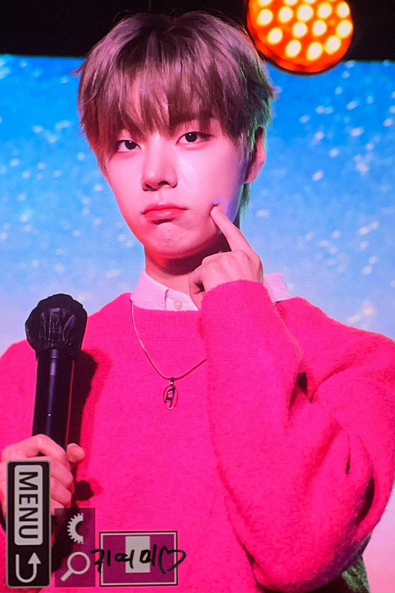045692_0810's tweet photo. 241128 pre

🩷😛🩷

#NINEi #나인아이
#JIHO #지호 #장지호 #ジホ https://t.co/bJhZBaBMRt