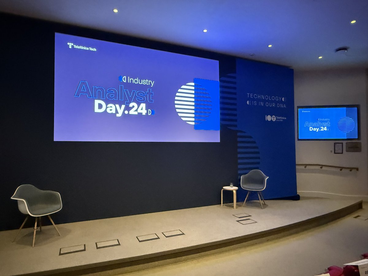 Paolo Pescatore (@paolopescatore) on Twitter photo Back in London Town 🇬🇧
Telco week continues with <a href="/Telefonica/">Telefónica</a> hosting its #Tech Analyst Day 2024. All the hot themes like #cloud, #AI, #IoT and #enterprise centric solutions feature prominently in the agenda.
<a href="/TelefonicaTech/">Telefónica Tech</a> <a href="/TefTech_EN/">Telefónica Tech EN</a> Back in London Town 🇬🇧
Telco week continues with <a href="/Telefonica/">Telefónica</a> hosting its #Tech Analyst Day 2024. All the hot themes like #cloud, #AI, #IoT and #enterprise centric solutions feature prominently in the agenda.
<a href="/TelefonicaTech/">Telefónica Tech</a> <a href="/TefTech_EN/">Telefónica Tech EN</a>