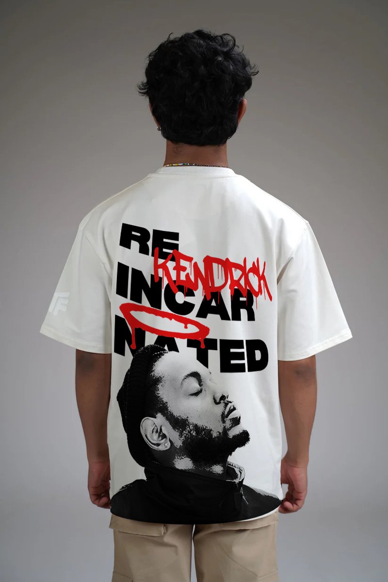 jhalakvrma's tweet photo. 🎤✨Designed this exclusive Kendrick Lamar-inspired merch T-shirt! Bold graffiti fonts and retro vibes meet sustainable materials for a Gen Z streetwear look. 🎶👕 #GraphicDesign #StreetwearFashion #KendrickLamar #MerchDesign #Sustainability https://t.co/Ahb7bZa3PN