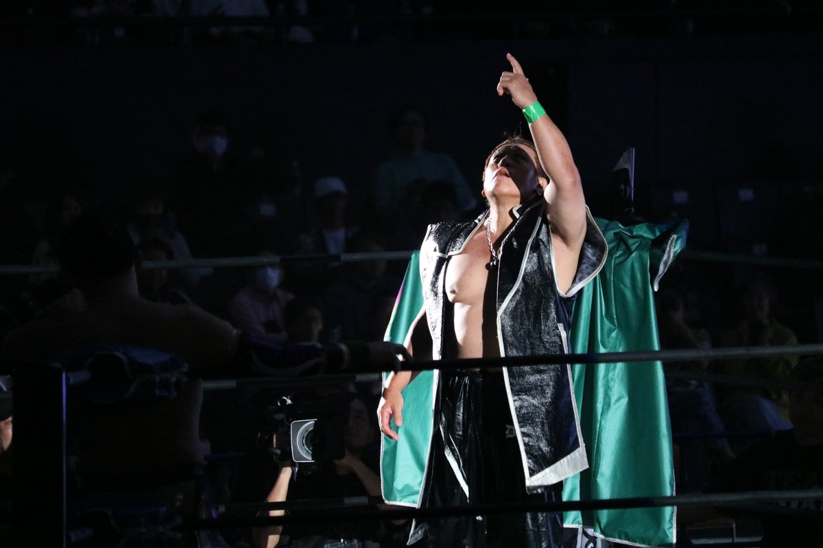 takedentomoko's tweet photo. ③入場で涙が込み上げて目が潤んで📷に収めるのに必死🥹
#noah_ghc
#Deathtiny https://t.co/7tXmEYg8mY