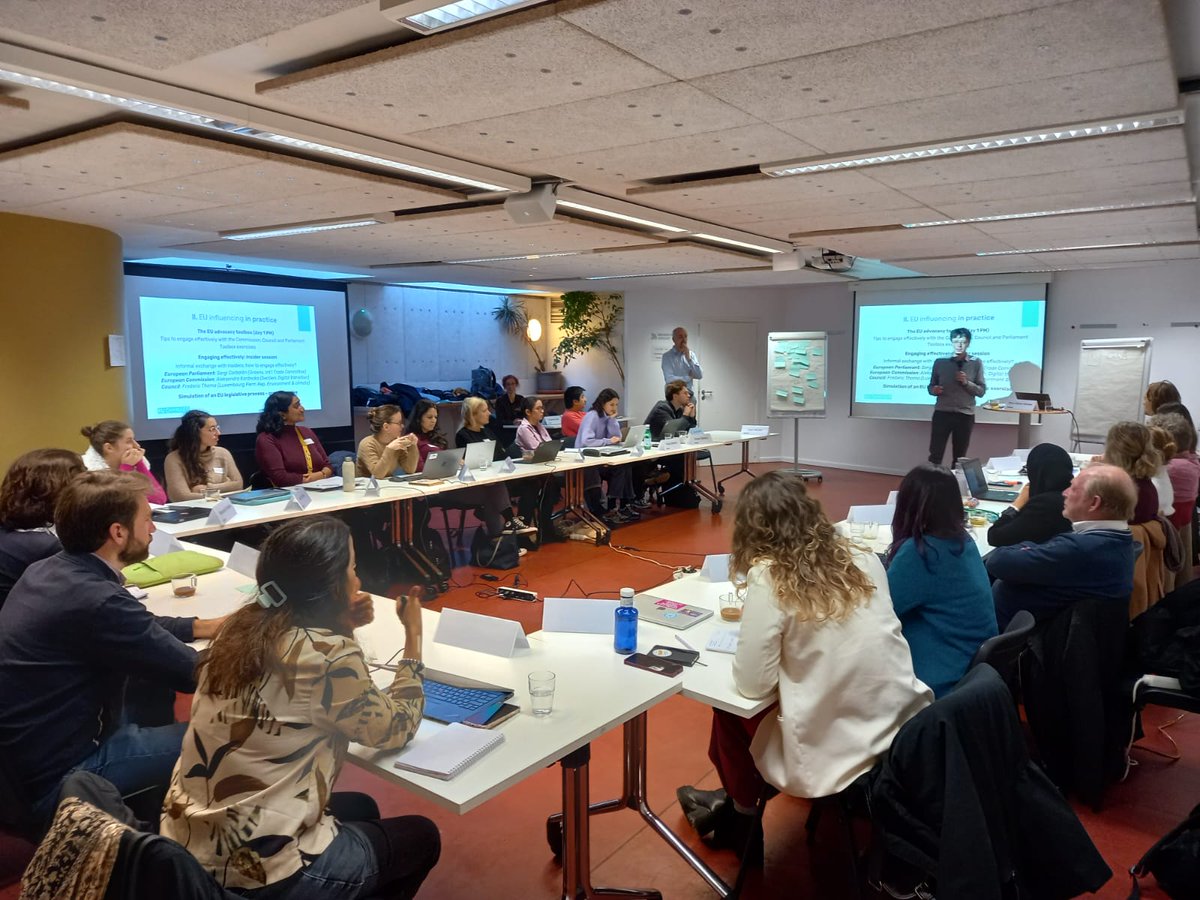 EUChanger tweet media