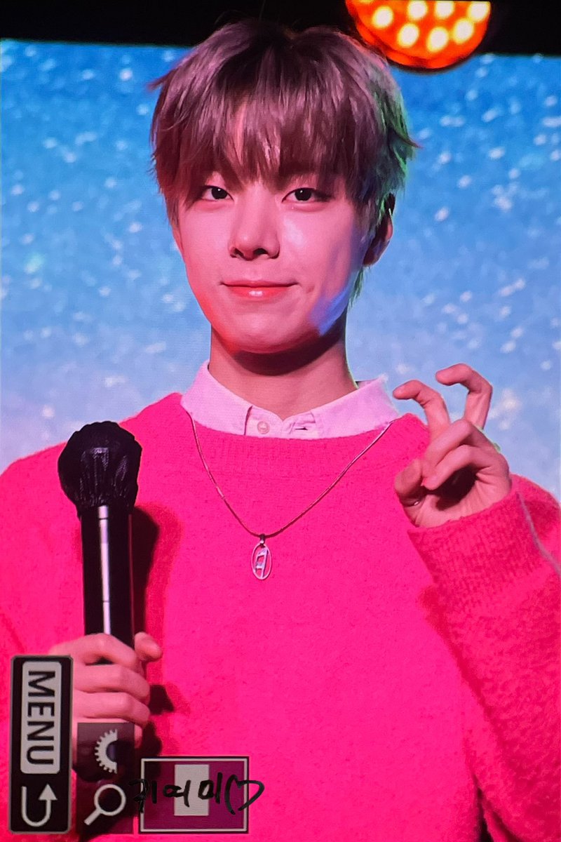 045692_0810's tweet photo. 241128 pre

귀여워🩷

#NINEi #나인아이
#JIHO #지호 #장지호 #ジホ https://t.co/gqgOUGwMWL