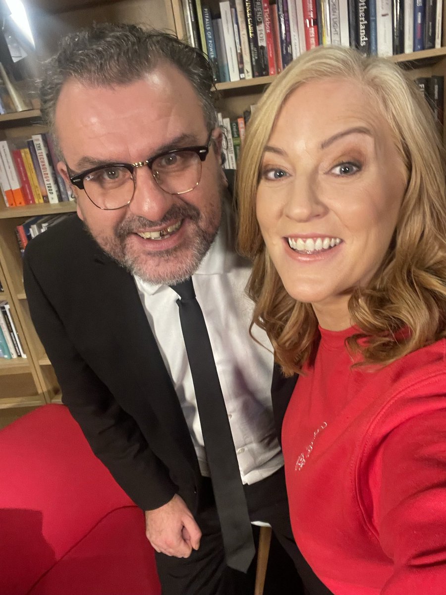 skysarahjane's tweet photo. Great to talk to @Reverend_Makers about Christmas single #LateNightPhoneCall raising money for @samaritans as part of their βNobody Needs to be Alone This Christmasβ campaign - coming soon @SkyNews
Christmas Number 1 for a good cause?β¦.
https://t.co/Aj3mbddkxb https://t.co/vpvkjBClsM