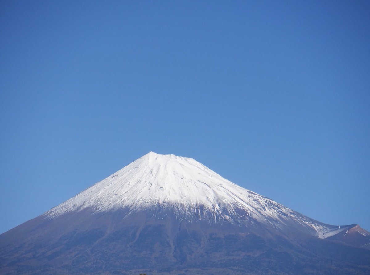 float_fuji_sup's tweet photo. 今日の朝富士🗻夕富士🗻
背中を押してくださって、ありがとうございました💚💙💛❤️💗
#ふじさん #富士山 #フジサン #自然 #冬 #空 #mtfuji #ocean #nature #sports #nsp #floatfuji #sky #winter https://t.co/S02MwJJs5O