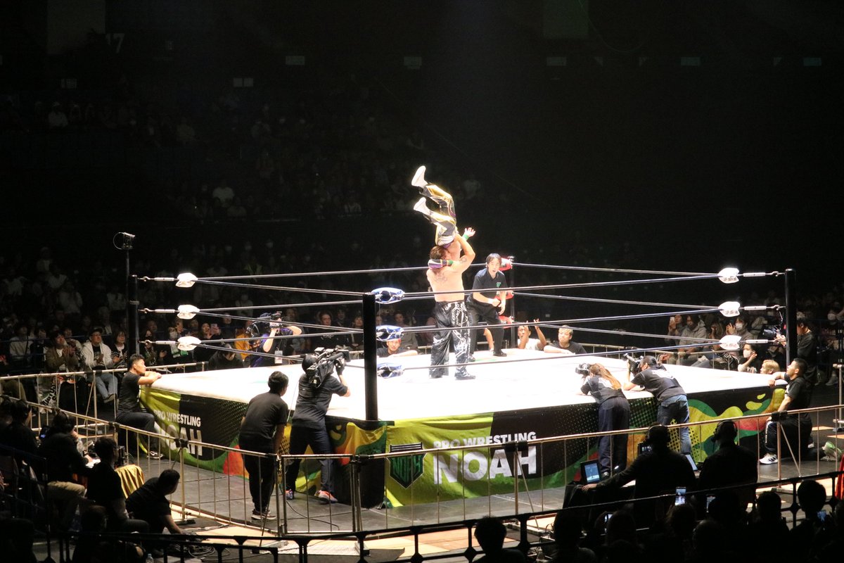 takedentomoko's tweet photo. ④最後だと思っていろいろな
表情を残したくて撮るけど、技の名は分かりません😅
#noah_ghc
#Deathtiny https://t.co/HKJhJux4NA