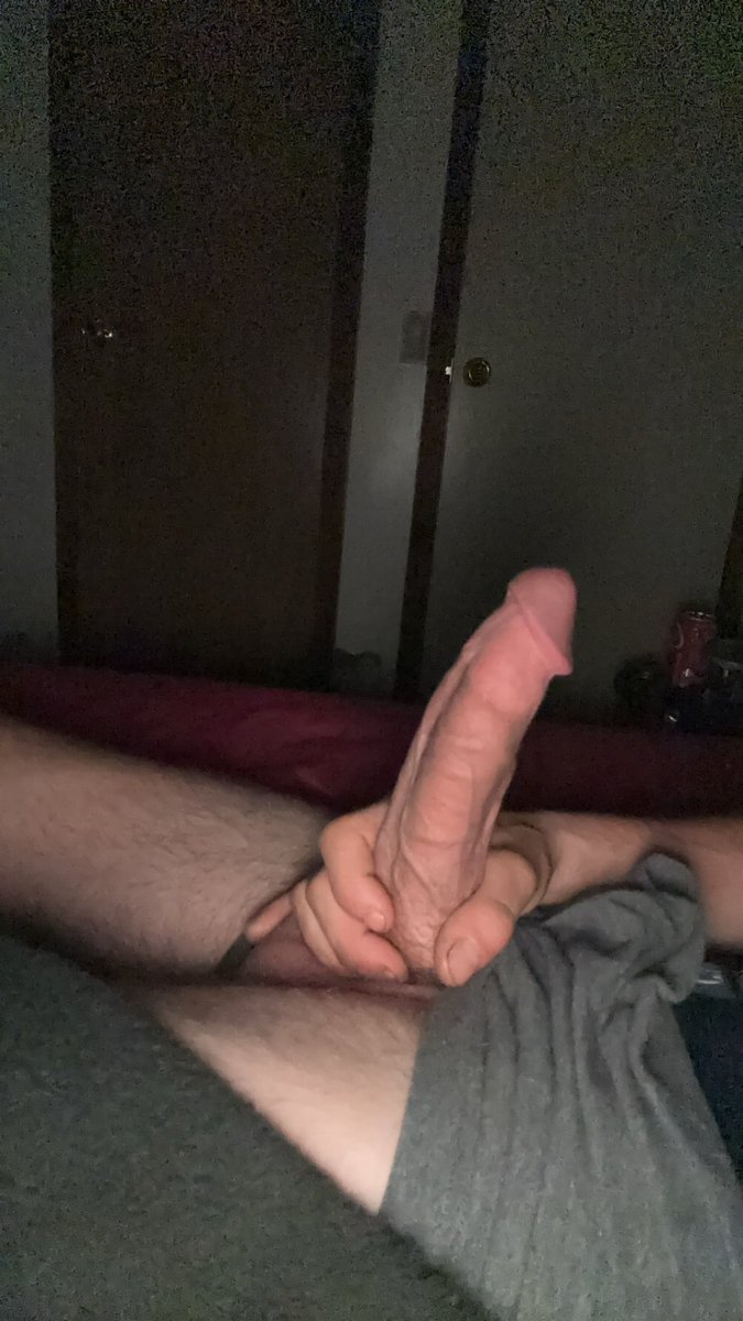 BrandonWiles8's tweet photo. @dickhddaily @ManyVids https://t.co/CueJEtrdBS