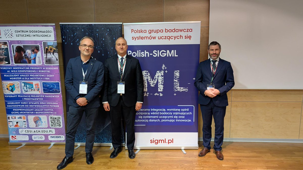 LukasiewiczAI's tweet image. 20-21 listopada odbyło się jubileuszowe spotkanie Polish-#SIGML na AGH w Krakowie. Wydarzenie zgromadziło czołowe ośrodki badawcze i firmy technologiczne z całej Polski. Nasza jednostka aktywnie uczestniczyła w dyskusjach o przyszłości systemów uczących się. 
#AI #ML #Badania