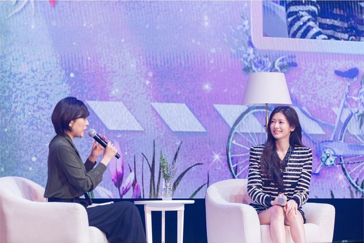 jungsominpics's tweet photo. my one and only💜🐰
#정소민 #JungSoMin https://t.co/I7OyKi5rZv