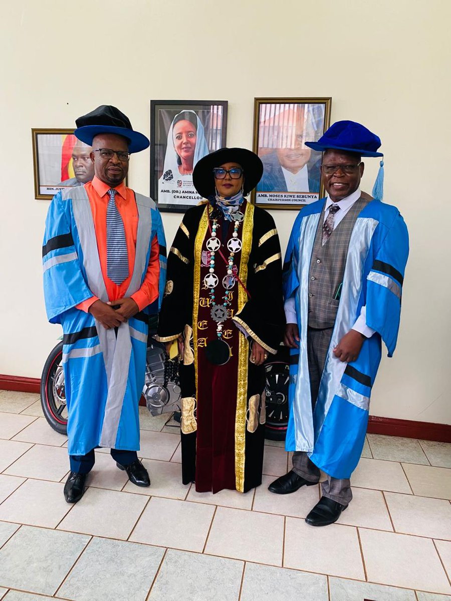 AminaLIVE254's tweet image. ALIVE Exexctive Director @kweyag, our Patron @Amb_A_Mohammed and Chairman Dr. Imbenzi during the 11th Graduation of @iuea_uganda held at their campus, some of ALIVE alumnus are beneficiaries of the university scholarships @lgfranceschi