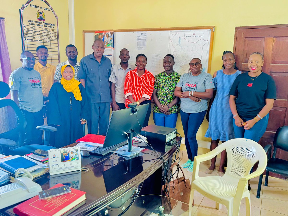 As we wind up the 4 days Kilifi County Youth engagement on #YPSinKenya themed Advancing peace through innovation and leadership, we had a courtesy visi to the Department of Youth Affairs and Deputy County Commissioner Kilifi County.
#LocalizingYPS #WakenyaNaYPS