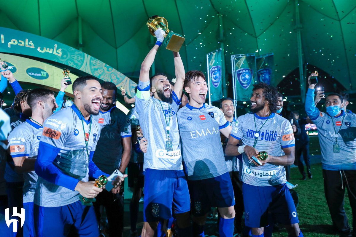 Alhilal_FC's tweet image. 🗓️ في مثل هذا اليوم.. 28 نوڤمبر من عام 2020، حقّق #الهلال #أغلى_الكؤوس كأس خادم الحرمين الشريفين؛ البطولة الـ 61 في تاريخ النادي 🏆