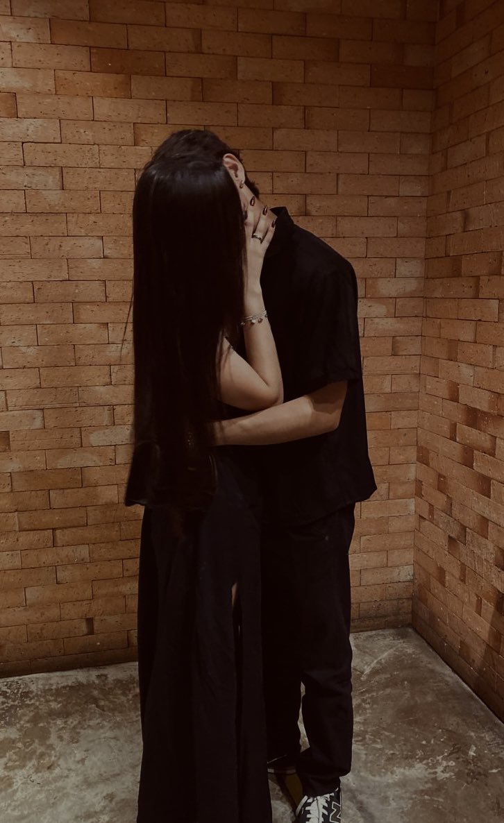 cl4raz_'s tweet photo. “eu te queria a vida toda, te confesso” 🤍 https://t.co/3MdBo5JkAh