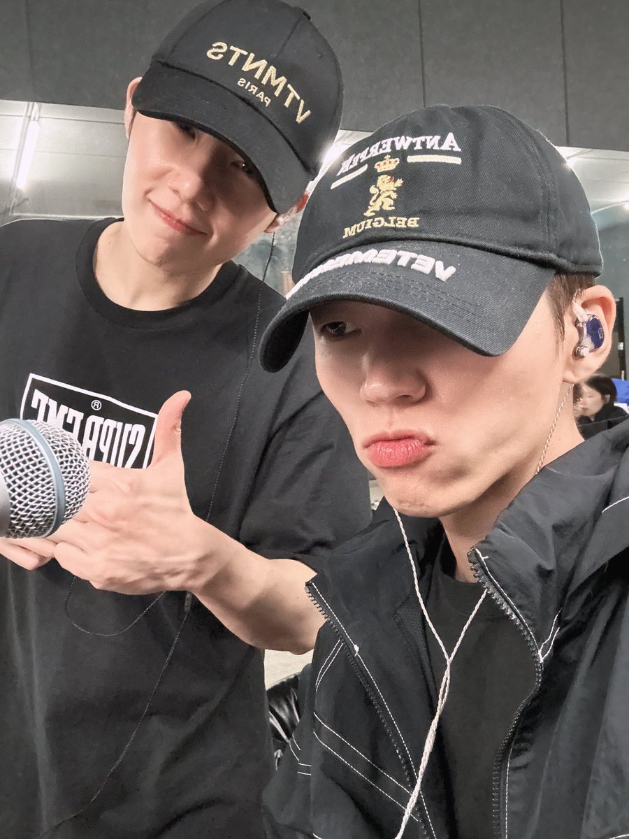 - (@cwxzn) on Twitter photo 