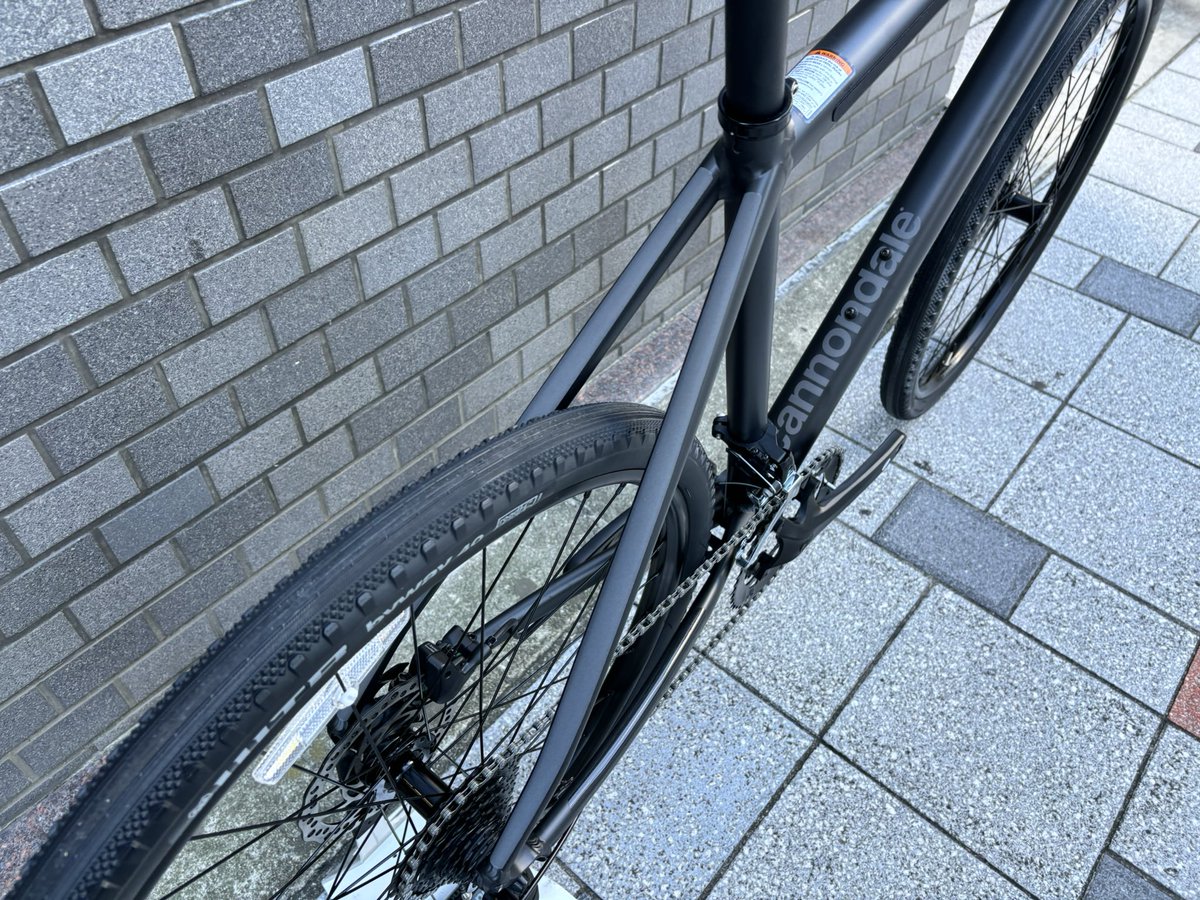 SCS_BECKON's tweet photo. #CANNONDALE #BadBoy2 LG
大きいサイズのバッドボーイが入荷☺️
175〜187cmぐらいの方に。
定価135,000円
エレガントでアグレッシブなアーバンスタイルを演出します🏙️
これもブラックフライデー対象商品です♪
#ブラックフライデー2024
#beckon #ベックオン https://t.co/mkeEedCxBY