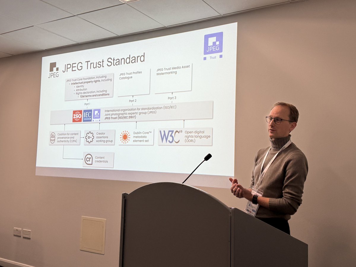 Touradj Ebrahimi tweet media