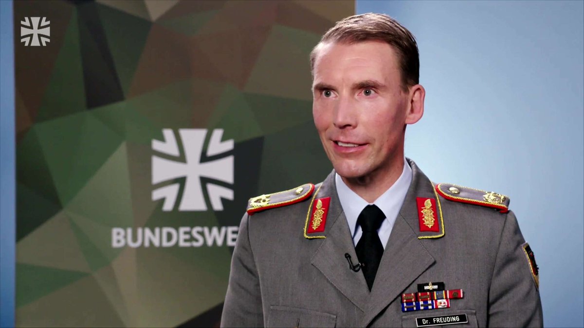 Two brief, but interesting statements from an interview conducted today with Major General Christian Freuding (Head of the Planning and Command Staff and Head of the Situation Centre Ukraine in the German MoD) on Deutschlandfunk.

1) North Korean soldiers 👇
He estimates that the