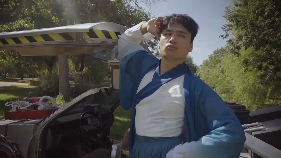 🎭 'Hu la là' comença a pendre forma 🥳! 

<a href="/hu_zhao/">hu zhao</a> ja té la sintonia 🎶, les fotos de promoció 📸 i un lloc per a la presentació  

📺 A continuació en <a href="/apunt_media/">À Punt</a> 👉web.apunt.es/-TV

<a href="/AjuntamentSueca/">Ajuntament de Sueca</a> <a href="/TurismeSueca/">Sueca Turisme</a> <a href="/GrupoPequenin/">Grupo Pequeñin</a> <a href="/DanielClaver1/">Daniel Claver</a> #XinoXano