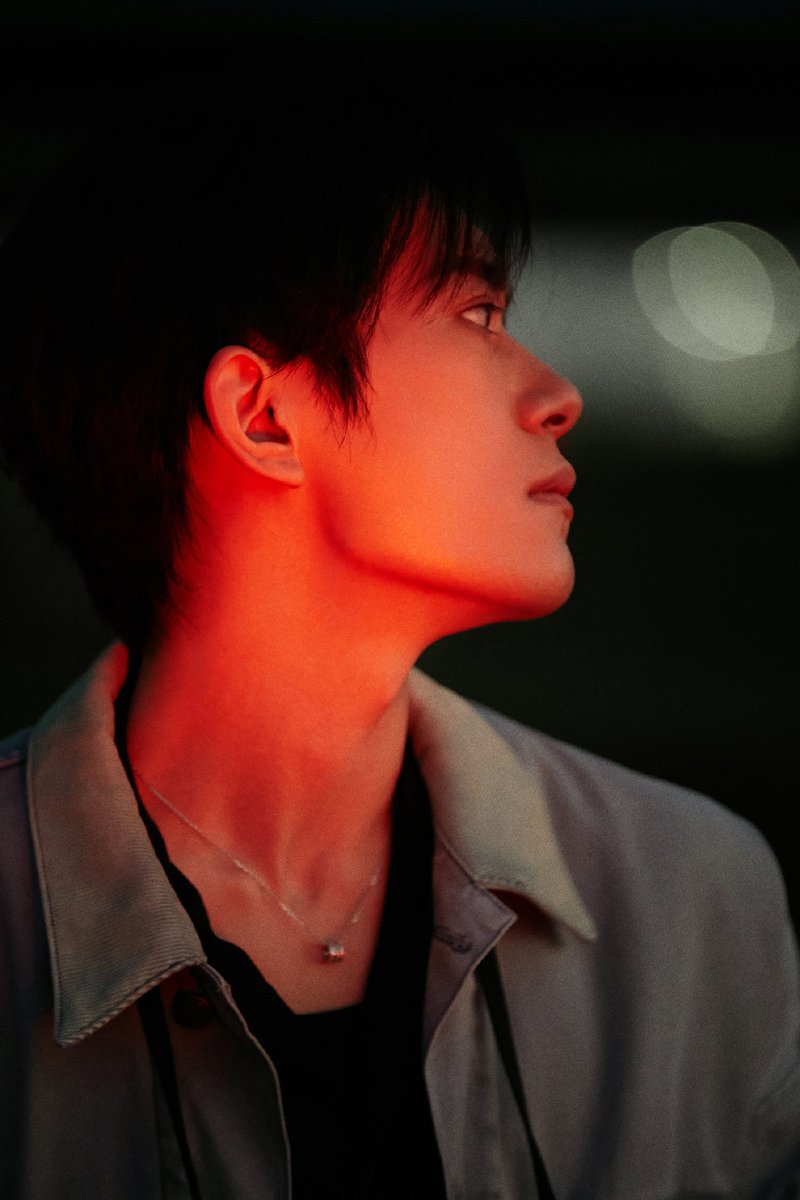 hourly yiyangqianxi tweet media