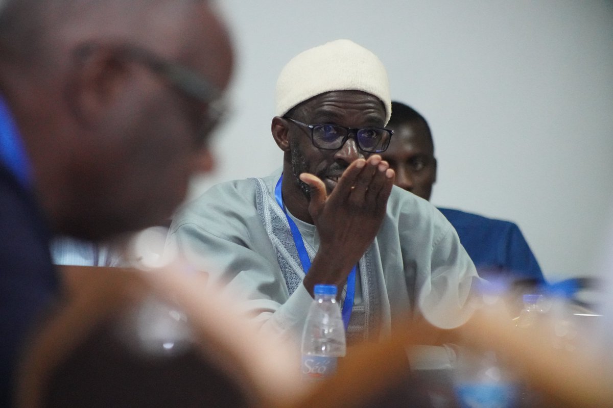 Pôle Eau Dakar tweet media