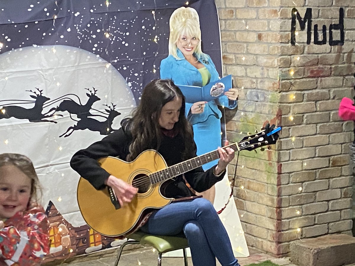 ElccHouston's tweet photo. Thank you to all the families who supported our
 “ Winter Warmer” last night.  We celebrated our final session with a story, singing with Miss Tait (otherwise known as Ladybug) and a warm campfire with s’mores. https://t.co/fs9OgjcX1A