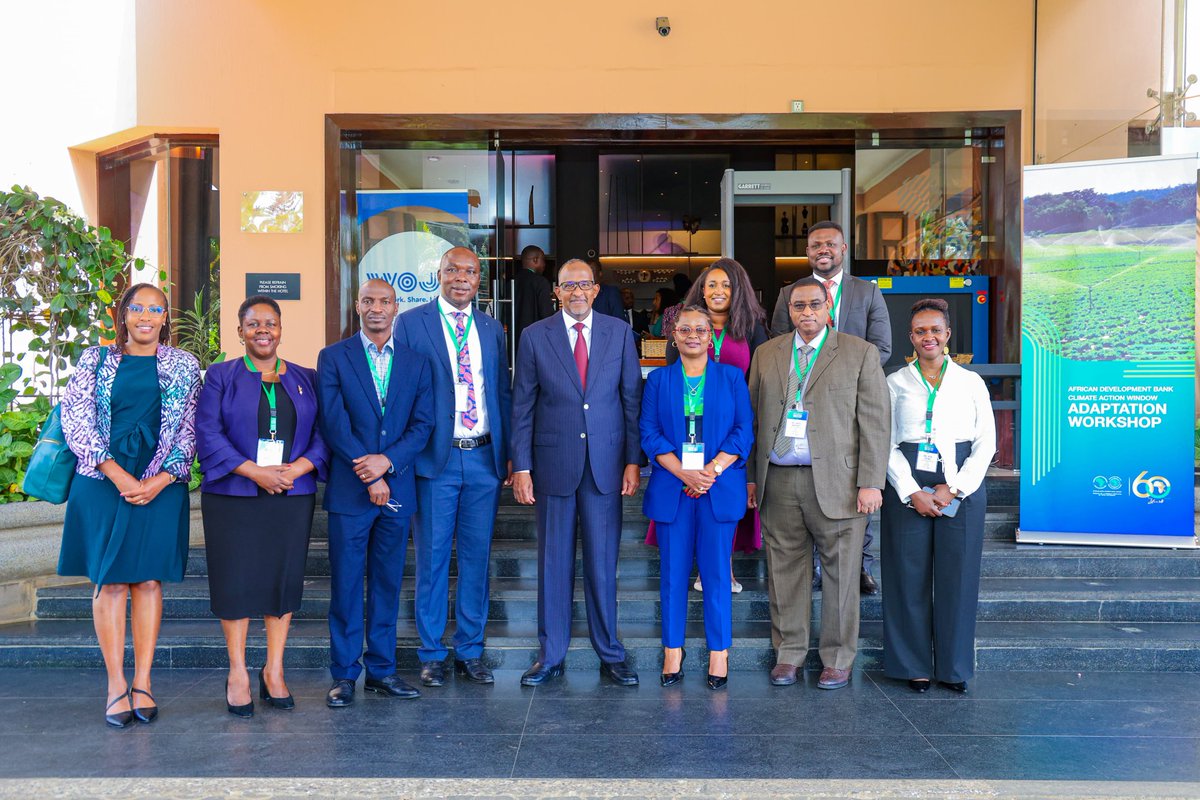 Environment_Ke's tweet photo. ...yet current financing falls far short. Multilateral initiatives such as the AfDB's Climate Action Window (CAW) that seeks to raise USD 13 billion for investment in the continent's adaptation and mitigation projects are critical in closing Africa's climate finance gap.4/5 https://t.co/GAdibkMvSK